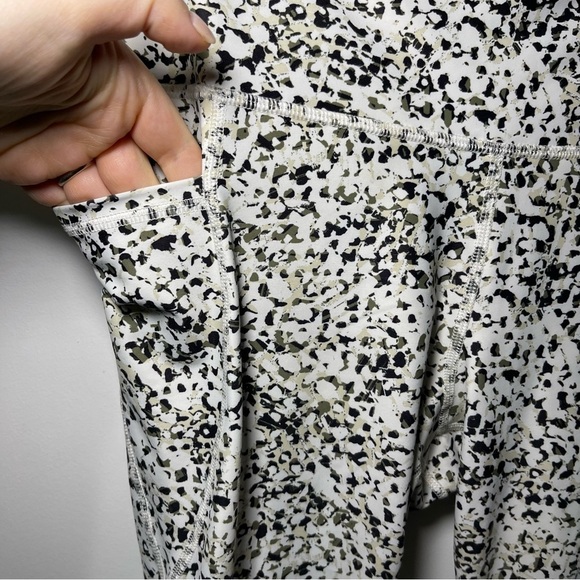 Old Navy women's white olive green splatter high waisted power soft leggings L - Picture 4 of 8